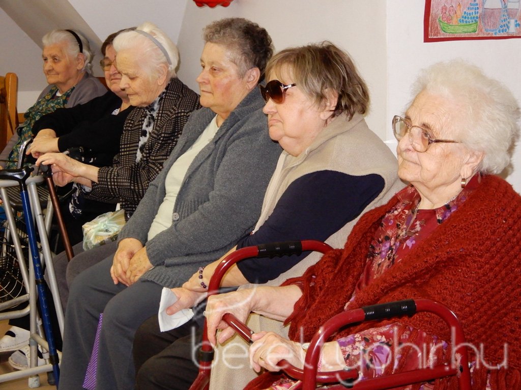 Farsang az idősotthonban 03